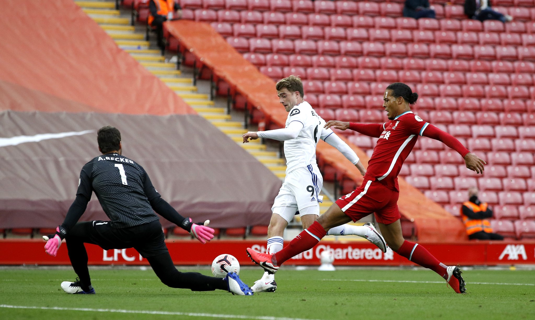 次數和進攻 次數和進攻