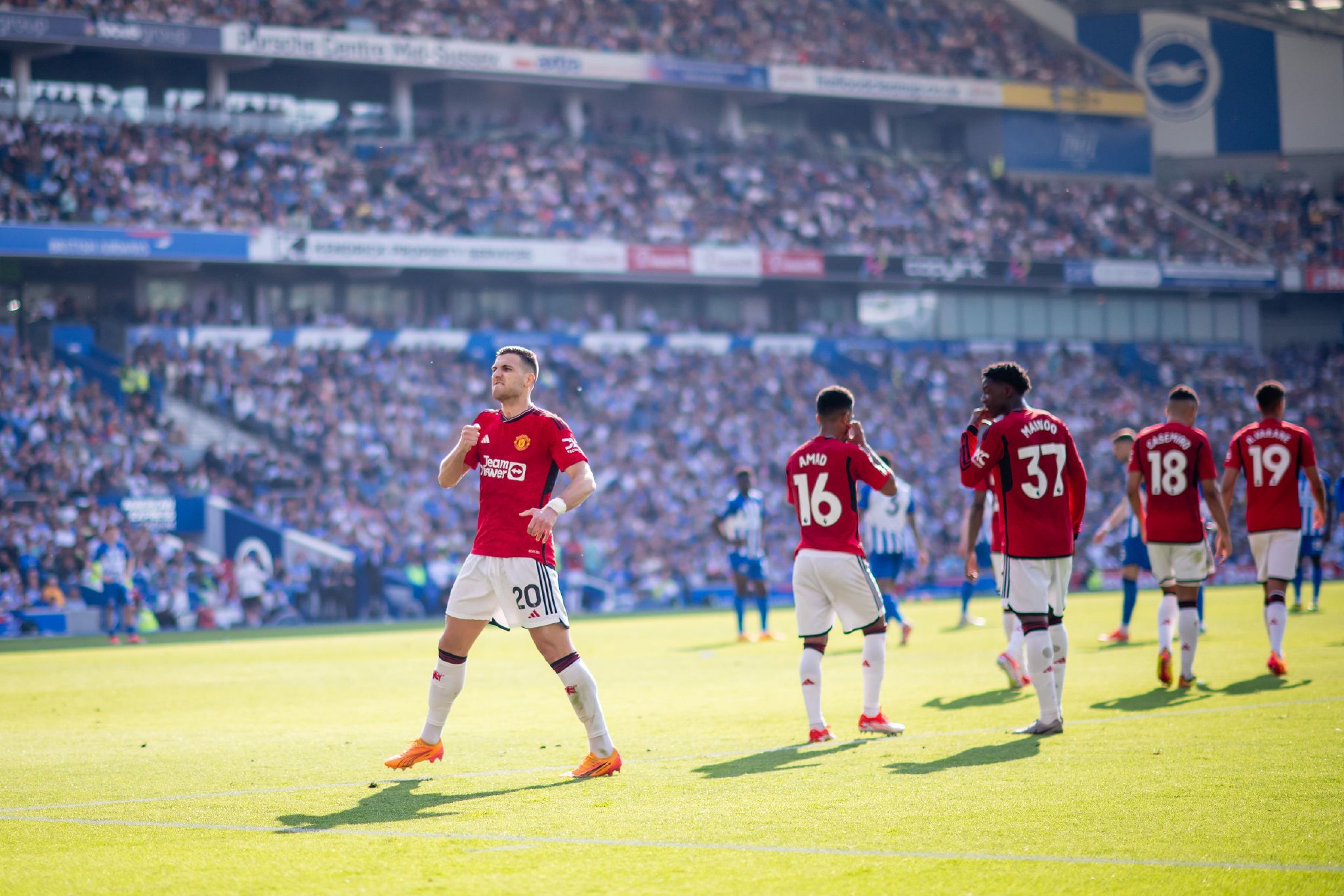 而米切尔果 而米切尔果