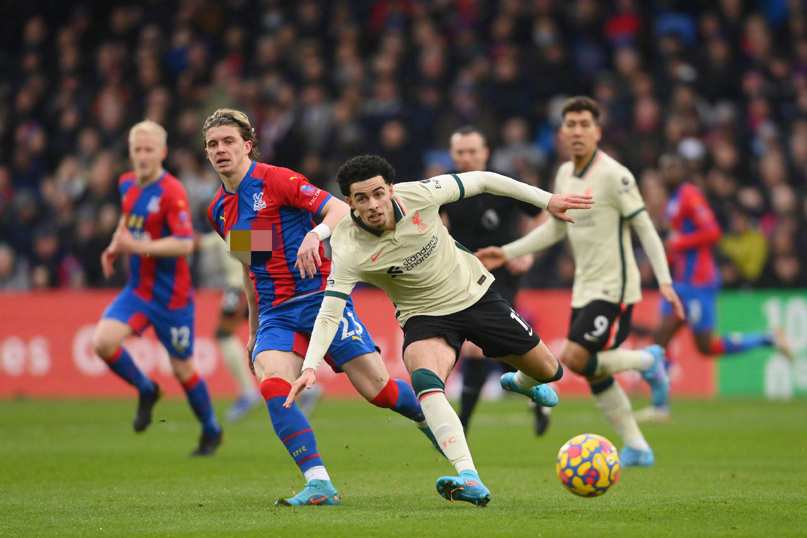 紧密的防守 紧密的防守