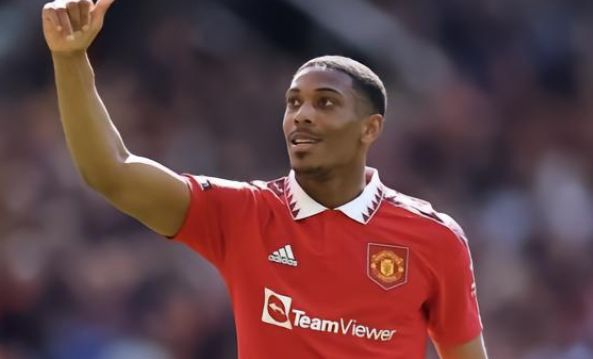 刻扭转了比 刻扭转了比